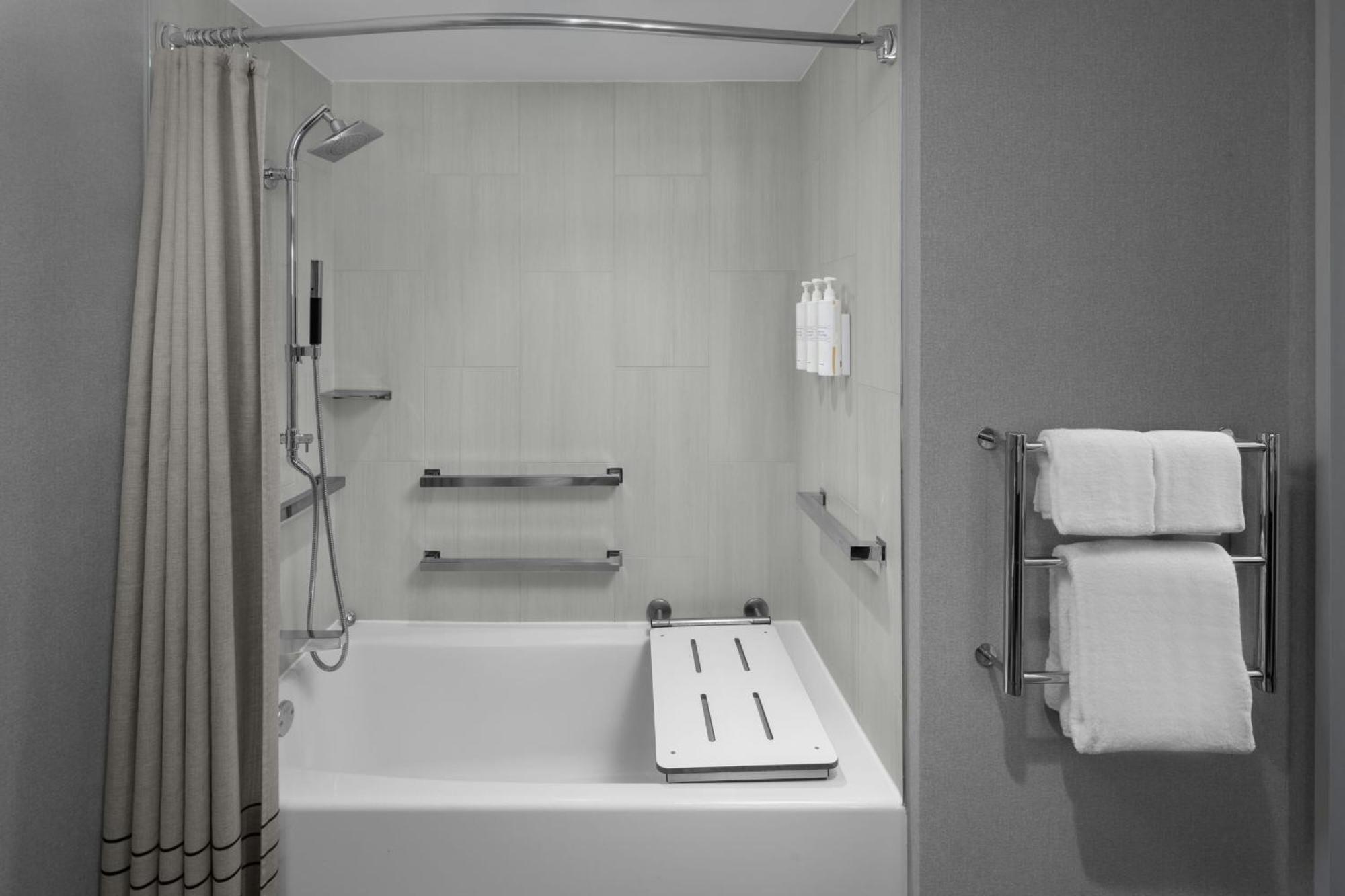 The National Landing Hotel Crystal City Арлингтън Екстериор снимка